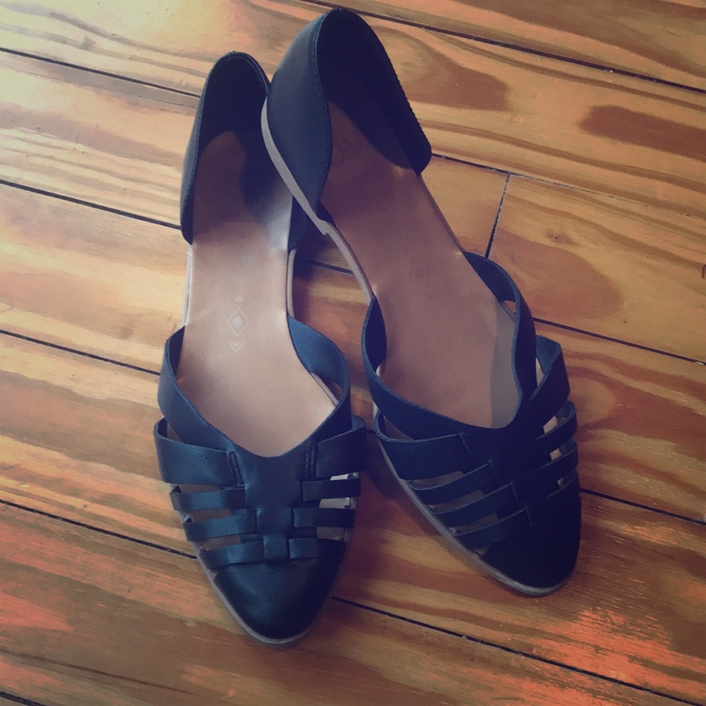 never worn black leather flats!